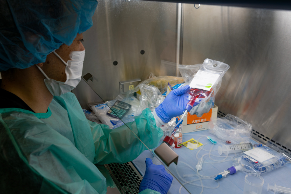 抗がん剤調剤（薬剤科）